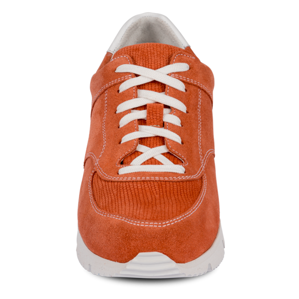 Amber Sneaker orange geschnürt in weiß mit weißer Sohle